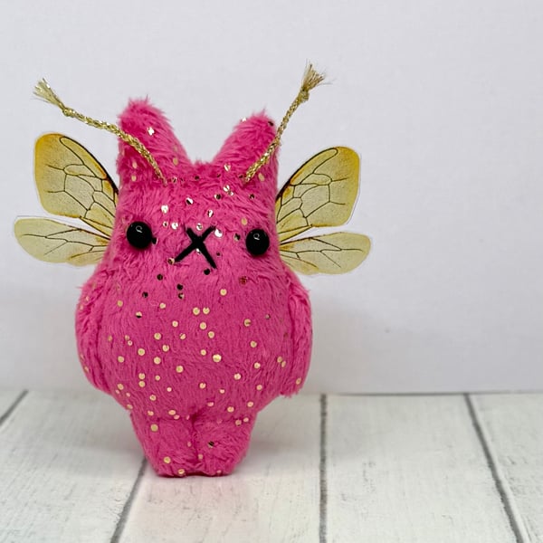 Hot Pink and Gold Kittyfly