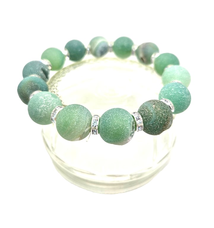 Large druzy stones stretchy bracelet in green with inclusions