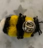 Bumblebee brooch - Image 6