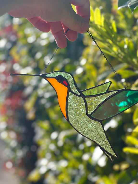 Stained Glass hummingbird in classic green and yellow colours