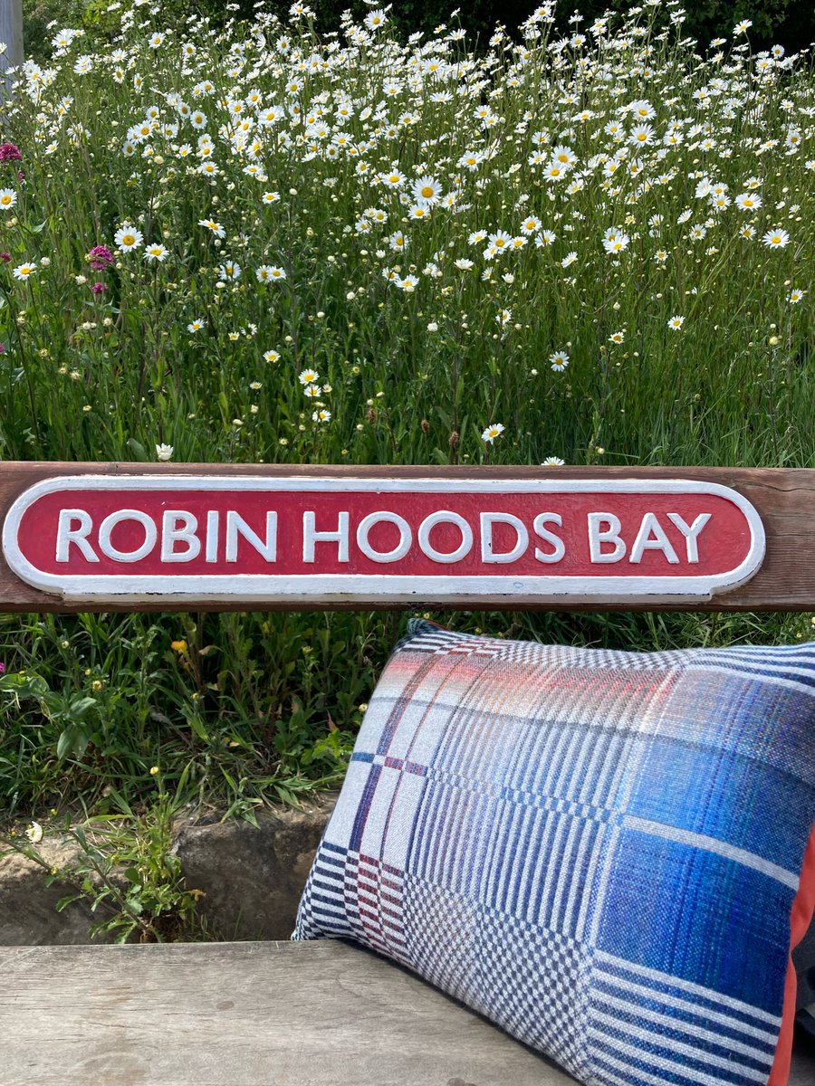 Quarterdeck Doubleweave Lambswool Cushion- Teal