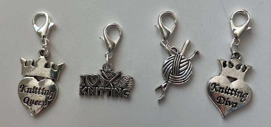 Knitting Stitch Markers x 4
