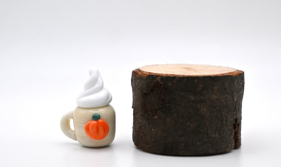 small glass pumpkin spice cup