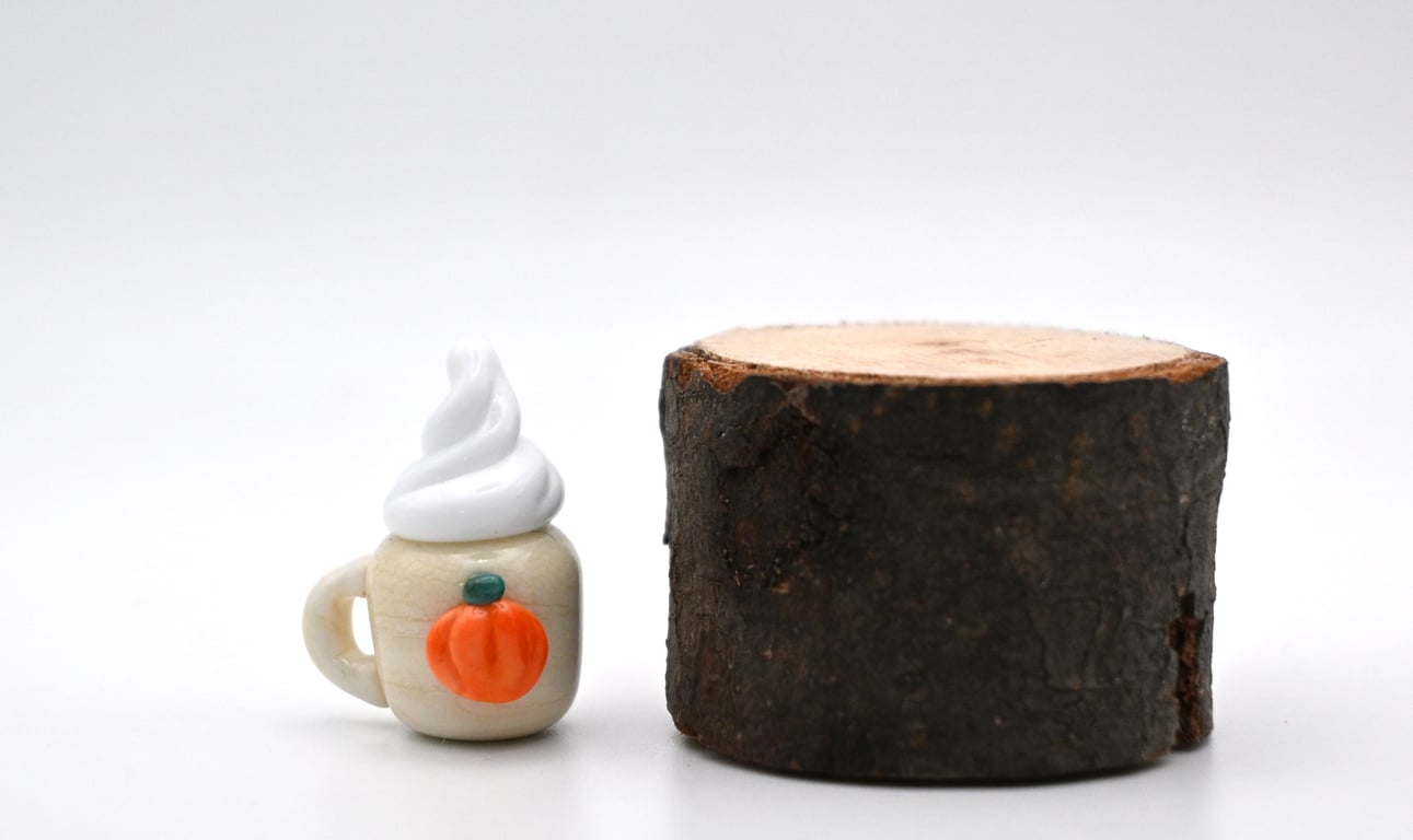 small glass pumpkin spice cup