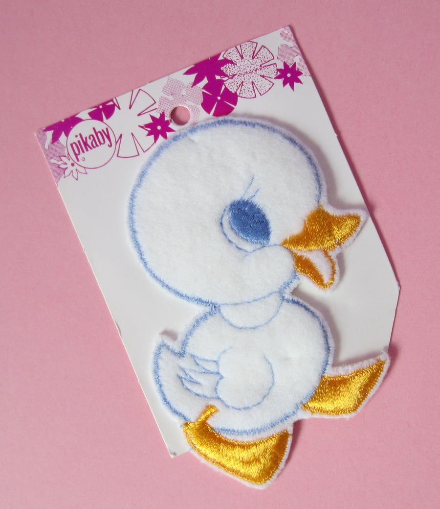 Vintage Blue Duck Motif