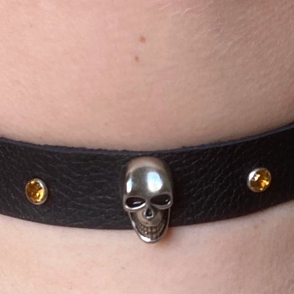 Black leather choker w Skull and 4 Orange Gemstones - FREE SHIPPING