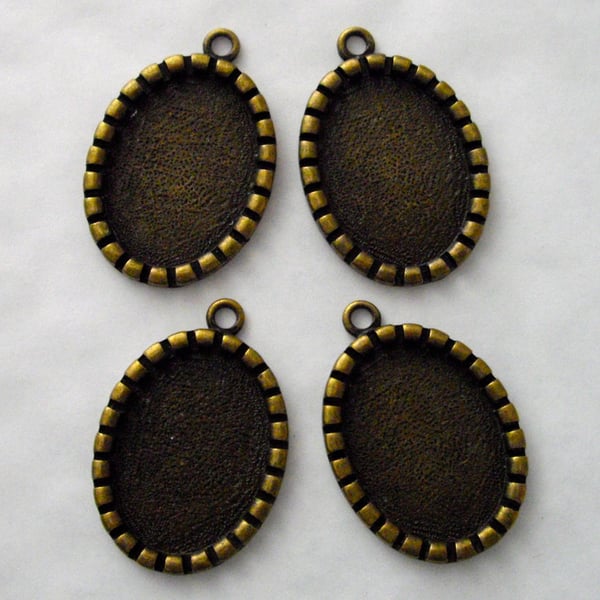 4 x Small Cameo Settings - Antique Brass 