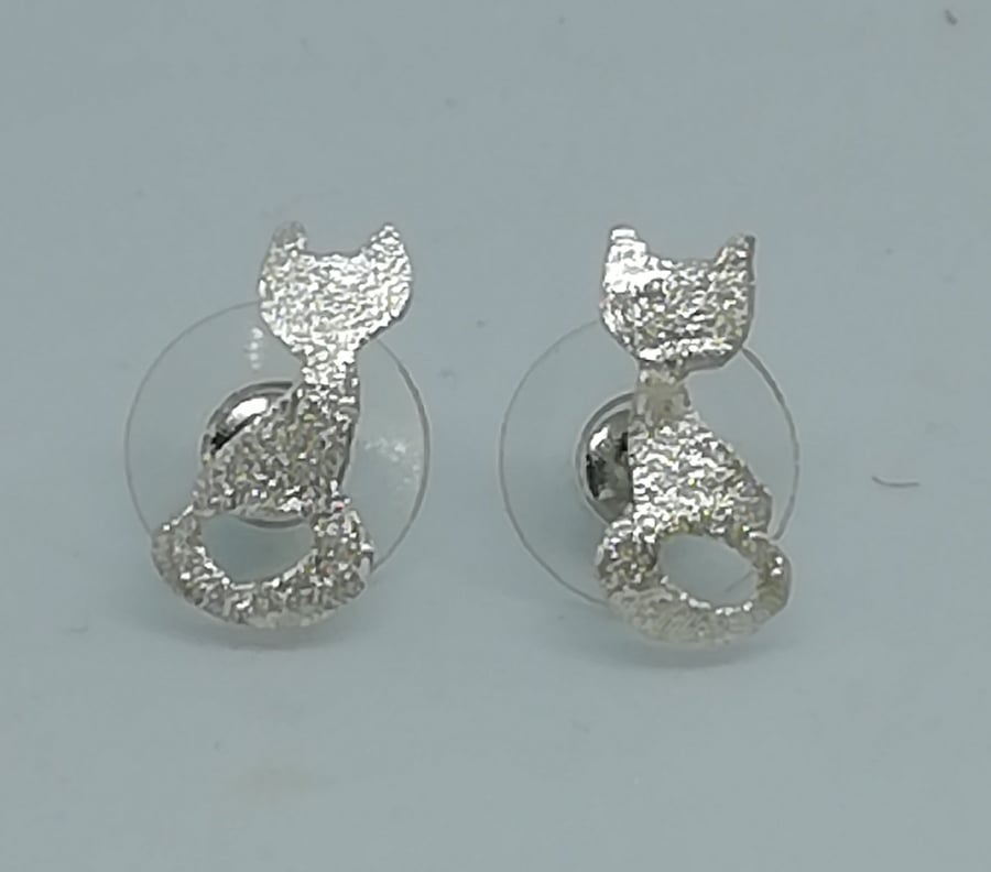 Stud Cat Silver Earrings 
