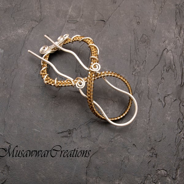 Elegant Infinity Bun Holder – Fancy Silver Wire & Antique Bronze Hair Accessory