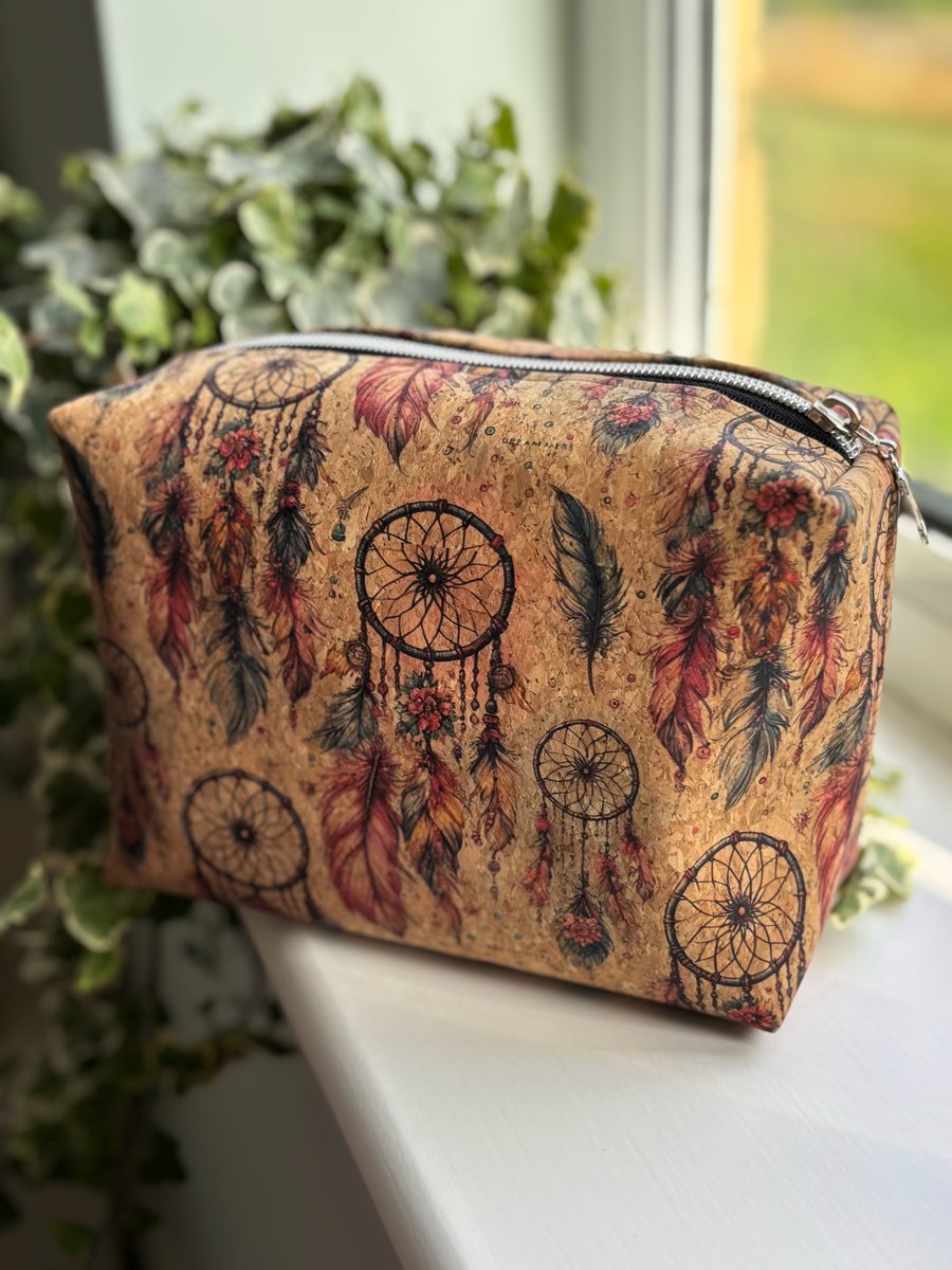 Dreamcatcher Travel Bag - Handmade with Eco-Friendly Cork Fabric 
