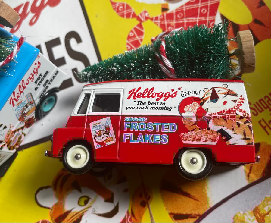 Christmas decoration Die cast vehicle Red Frosted Flakes