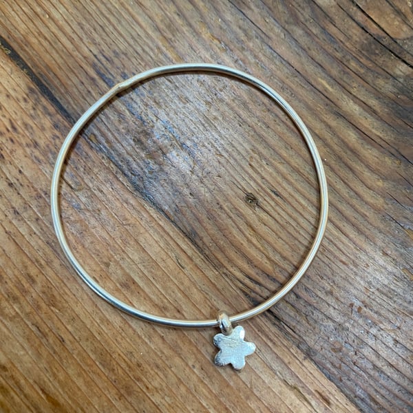 Silver Bangle with Flower Charm (745)