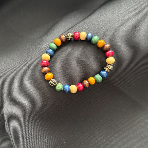 Handmade beadwork bracelet. 17cm. 