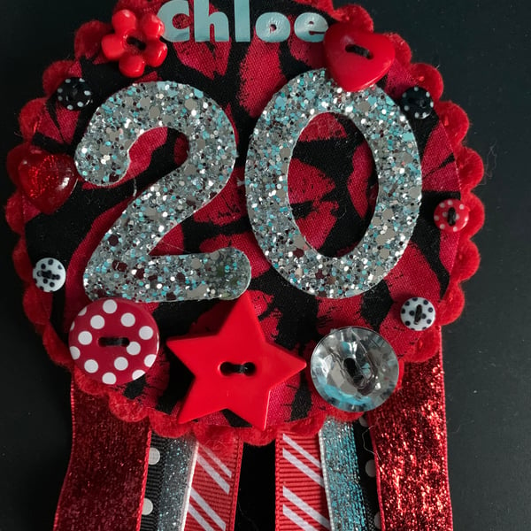 Birthday badge-Rosette Personalised - Red Lips - 20th female