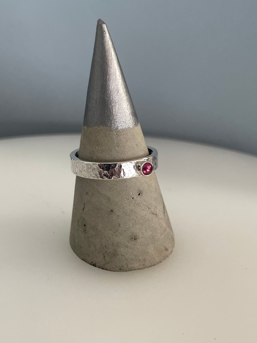 Sterling Silver Garnet Gemstone Ring 4mm Wide August Birthstone Sizes H-Z 