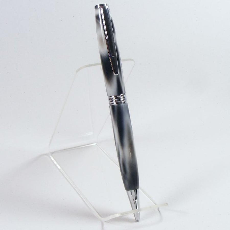 Streamline Ballpoint Pen in Chrome made with ‘Snow Leopard‘ Acrylic (P021)