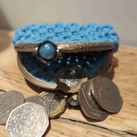 Small macrame coin purse - blue