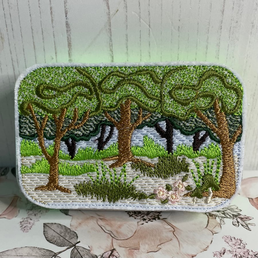Treasure Tin - Woodland - PB4