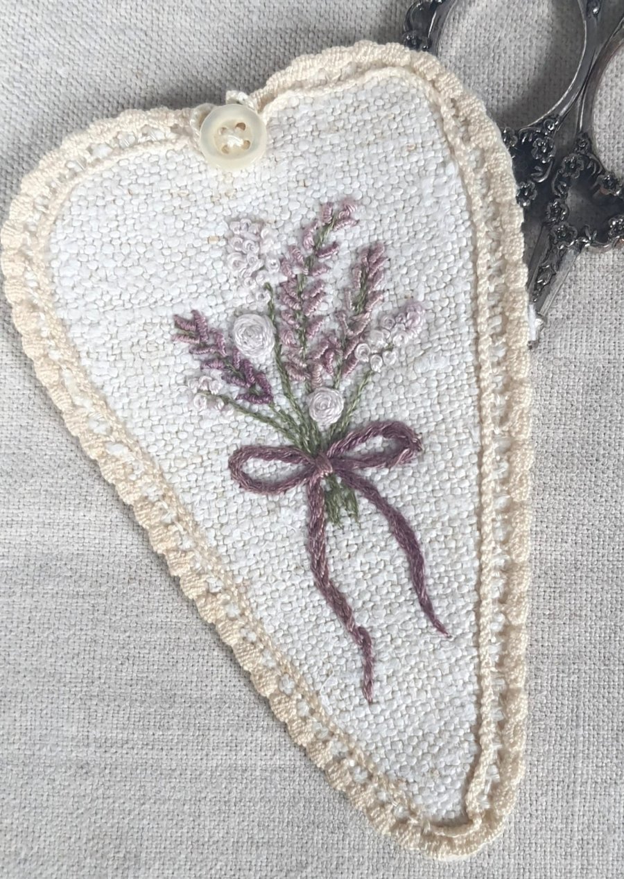 Hand embroidered vintage linen scissor case