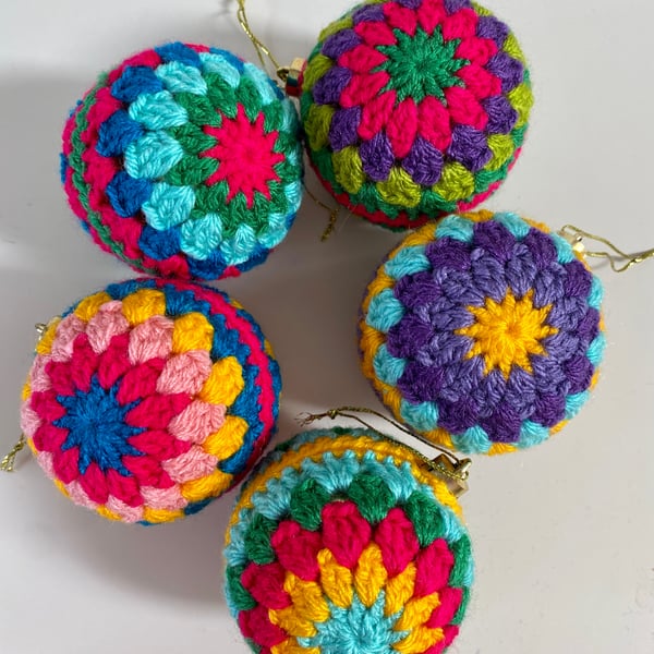 Set of 3 crochet Christmas baubles - mix and match
