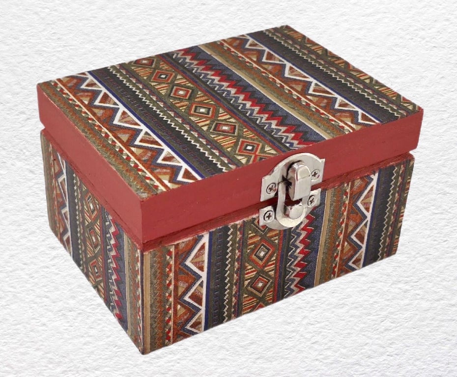 Patterned Stripe Decorated Wooden Trinket Keepsake Box 12cm