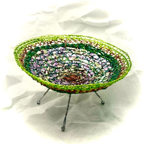 Green wire and lilac sweetie wrapper totty pot