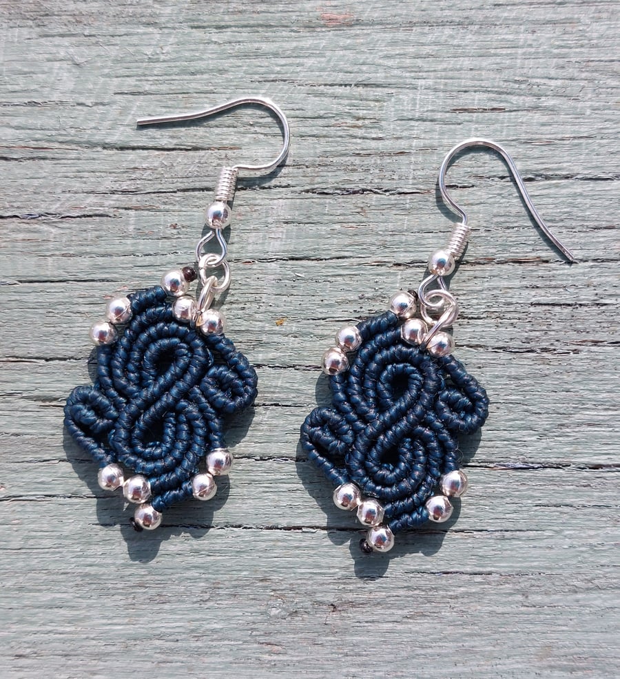 Off-Cut Macrame Earrings 