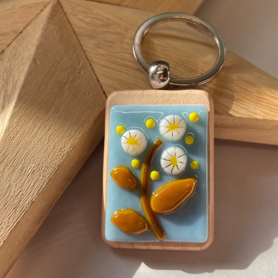Glass Daisy Keyring 
