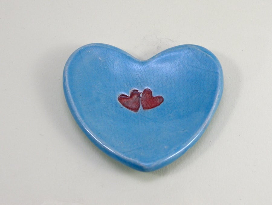 Heart shaped Ring Dish Tea Bag Holder Spoon rest Stoneware foodsafe & lead free 