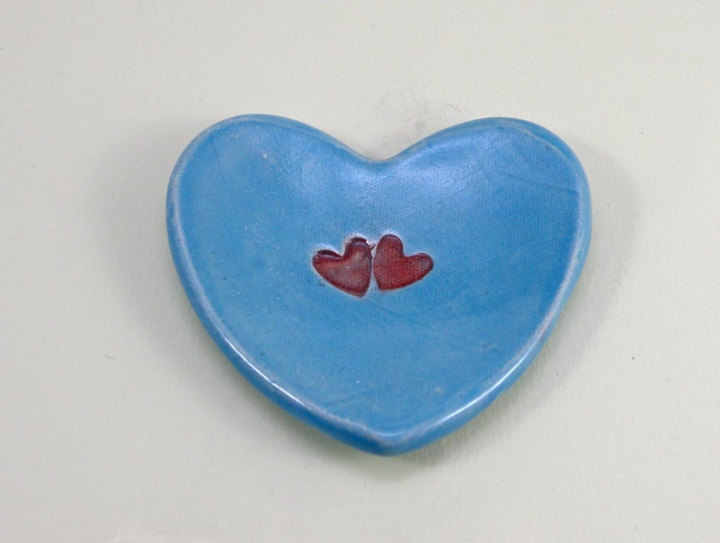 Heart shaped Ring Dish Tea Bag Holder Spoon rest Stoneware foodsafe & lead free 