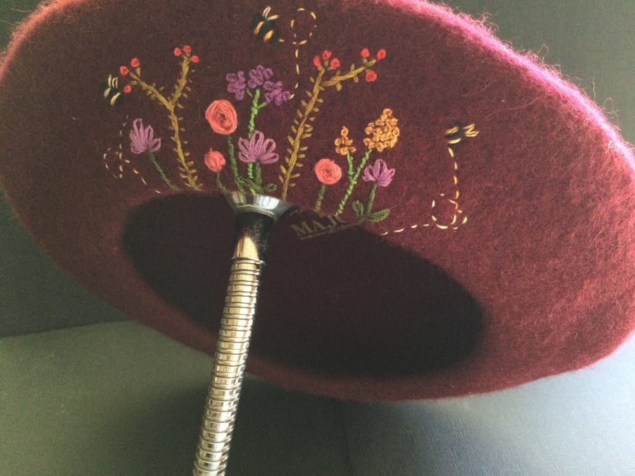 Burgundy pure new wool embroidered beret