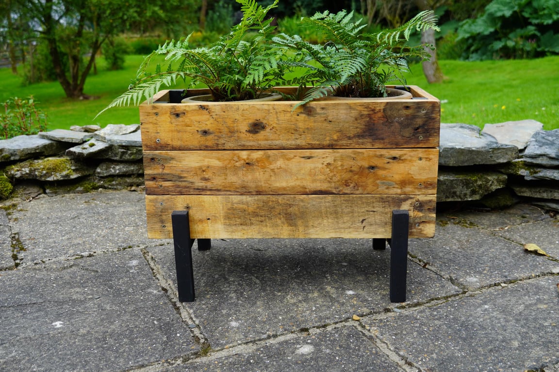 Wooden Rustic Pallet Wood Planter