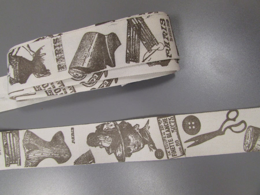 Victorian Corset Sewing Themed Vintage Styled 2.5cm Ribbon x 1 metre