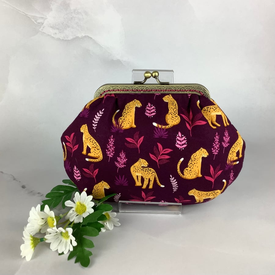 Leopards small clutch bag, Cats makeup bag, Optional chain, Handmade
