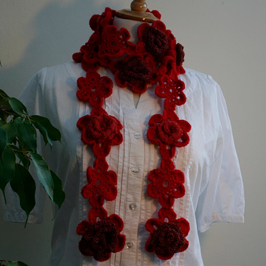 Red rose scarf 