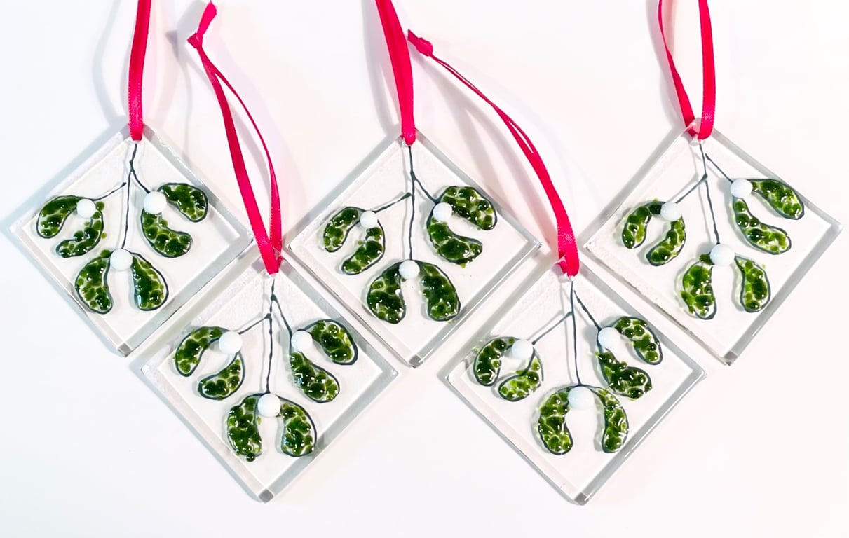 Mistletoe Fused Glass Christmas Decoration Secret Santa Stocking Filler Gift