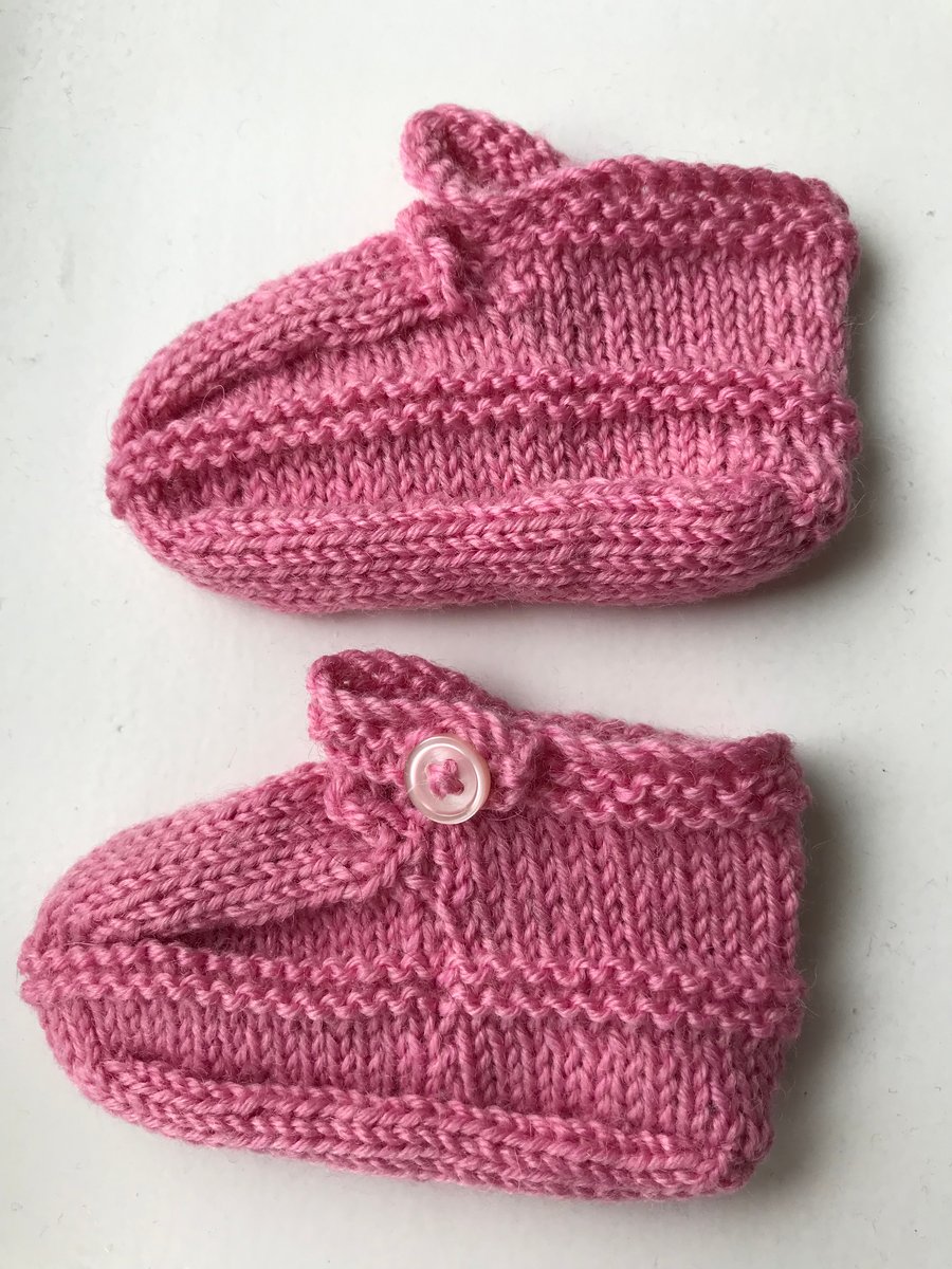 Hand knitted baby Mary Jane style shoes