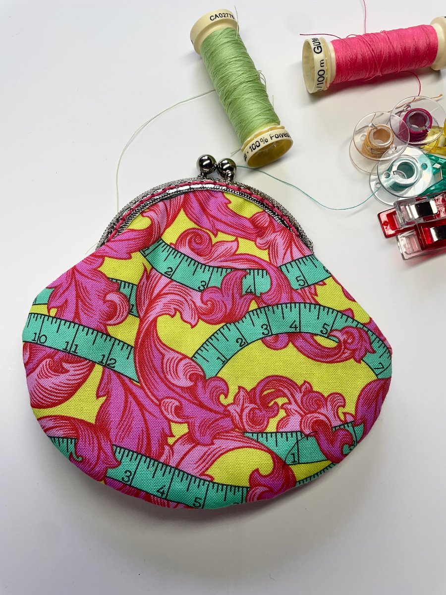 Sewing Themed Fabric Clasp Purse