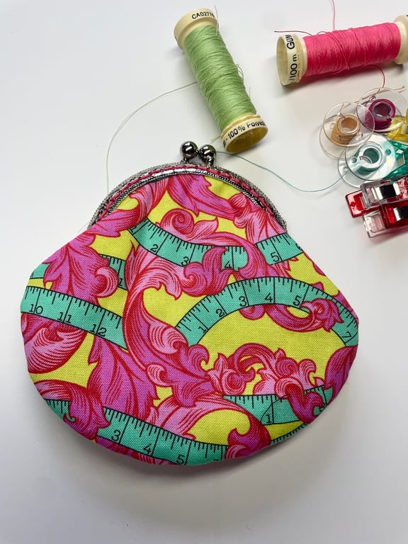 Sewing Themed Fabric Clasp Purse