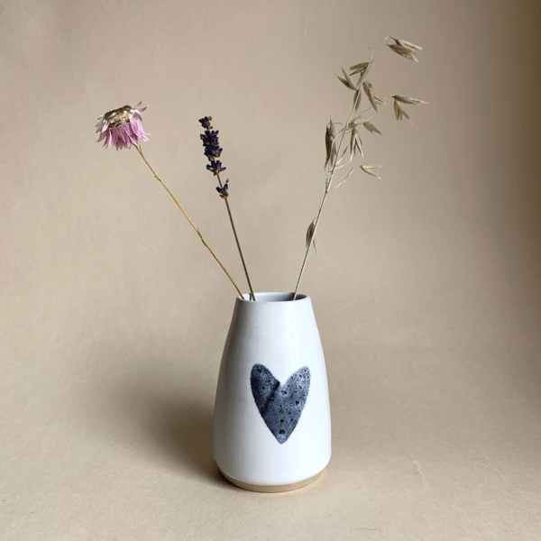 Small Bud Vase, White with a Blue Heart decoration 