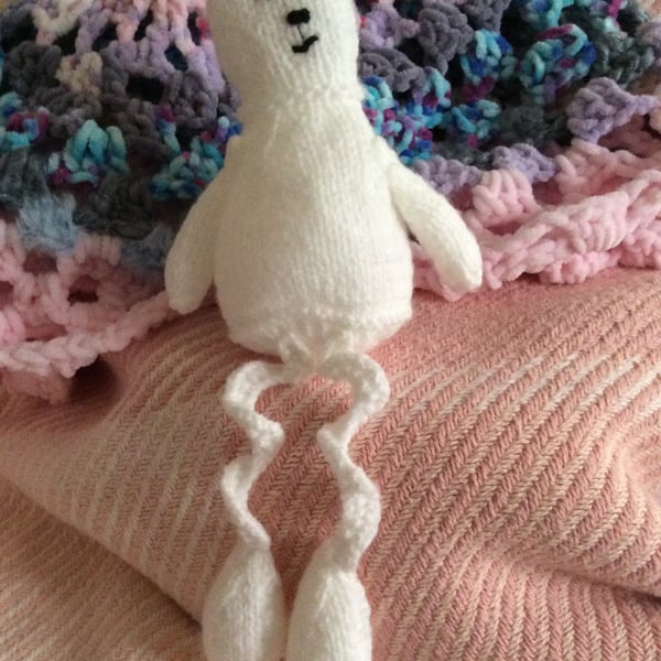 Bear with Wavy Spiral Dangly Long Legs Knitted Shelfie