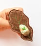 Oak leaf brooch - Image 1