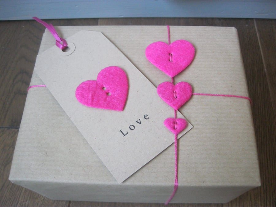 Pink Love Hearts Gift Wrap Set