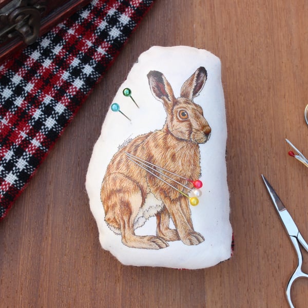 Hare Welsh Tweed Magnetic Pin Cushion - Animal Plush Needle Minder