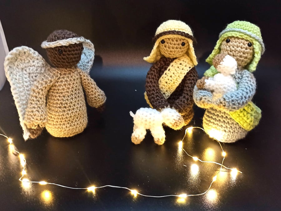 Shepherds and angel nativity set first christmas decor decorations holiday festi