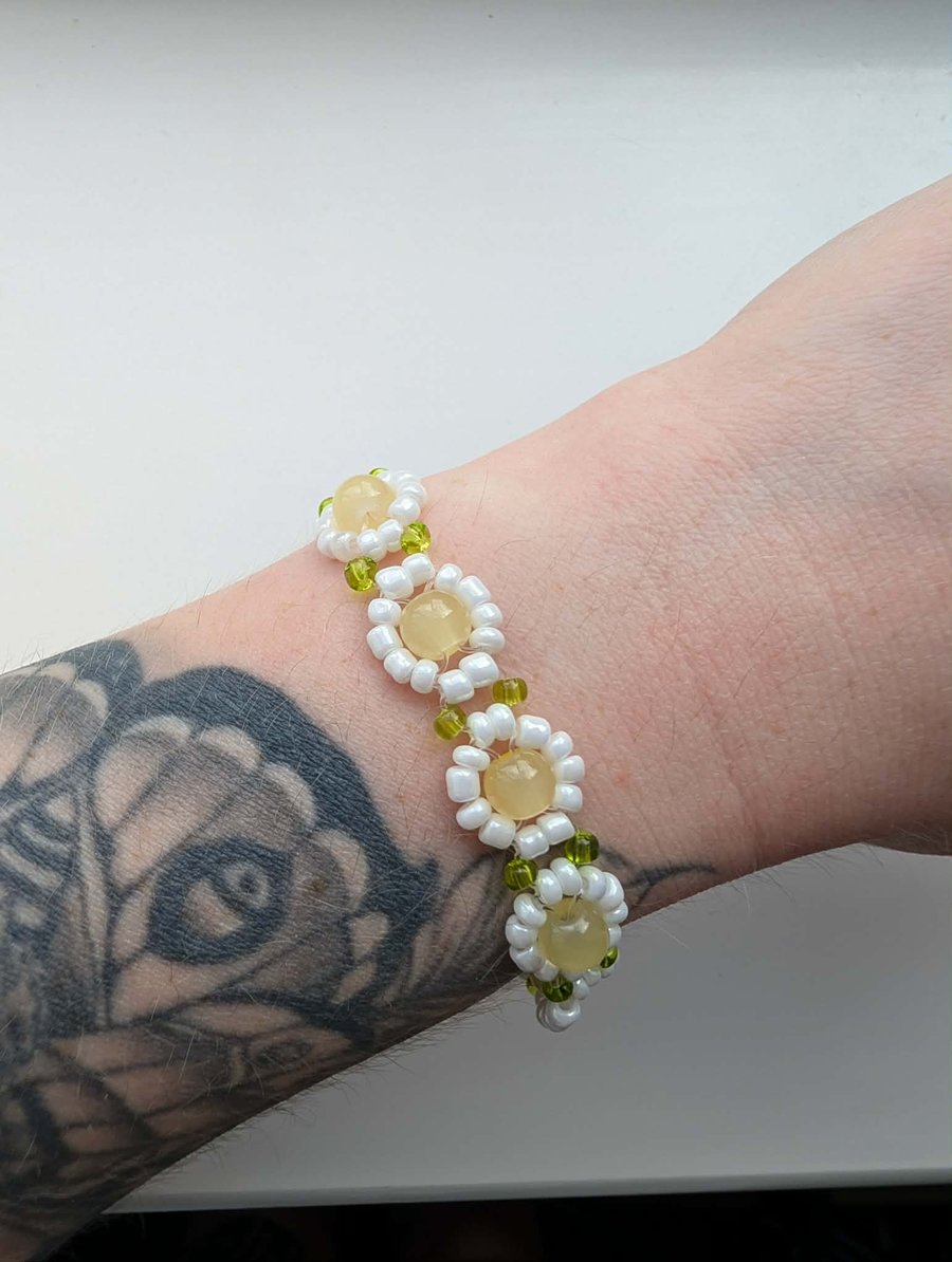 Image of Handbeaded Daisy Bracelet