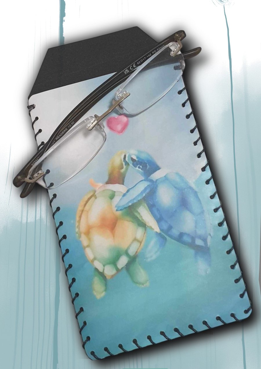 Turtle Love Glasses Case