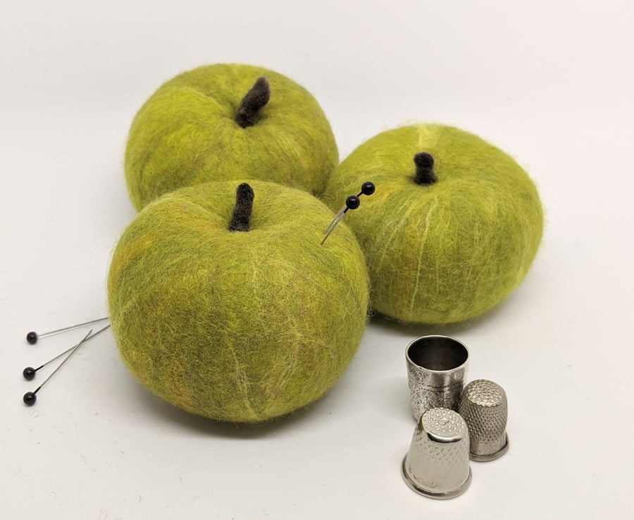 Felted wool fruit pincushion: Granny Smith apple