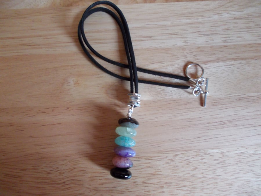 Multi-colour agate wheel pendant