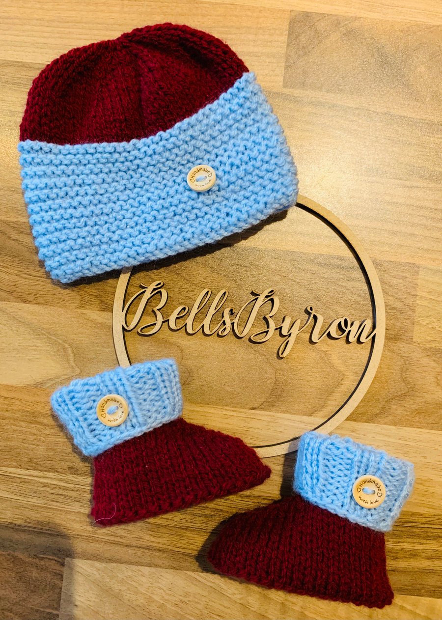 baby hat & bootie set, newborn size, claret & blue, baby gift, hand knitted 